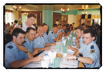 1994 banquet cinquantenaire liberation 02.jpg